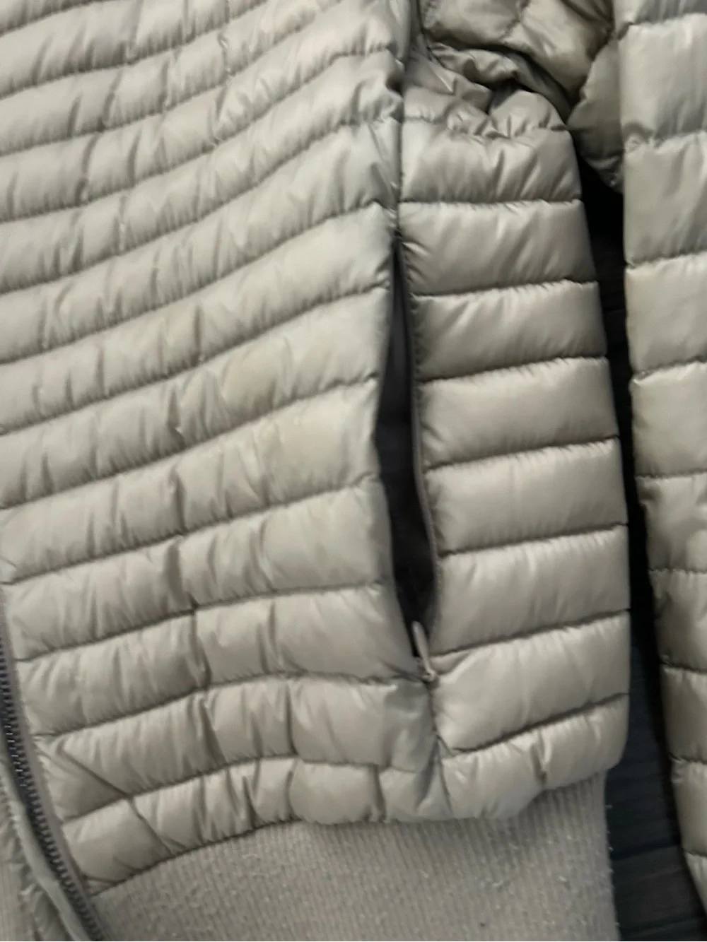 Michael Kors Quilted Bomber Jacket - Beige super soft